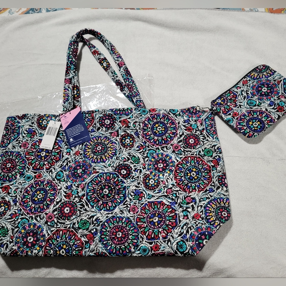 Vera Bradley Large Tote Stained Glass Medallion Retired Print